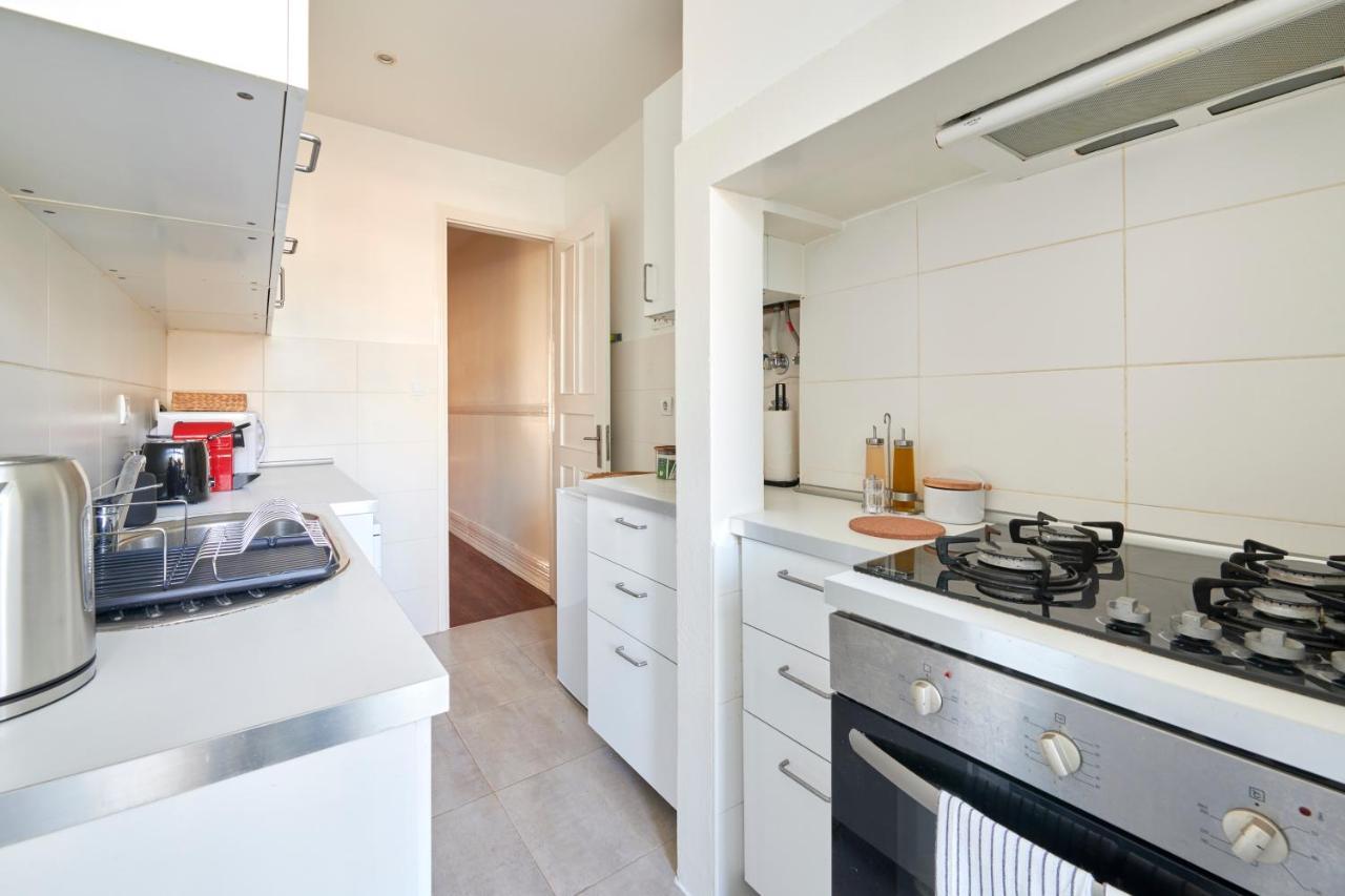 Quiet And Central 2Br Apt, By Timecooler Lisboa Exterior foto